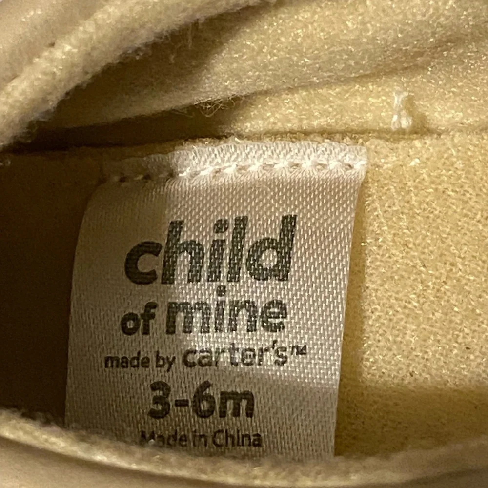 Carter’s Child of Mine 3-6 months beige shimmer fringe moccasin shoes